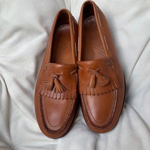 The best loafers a man could have.